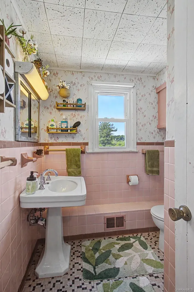 15 Beverly Road Yonkers NY 10710
