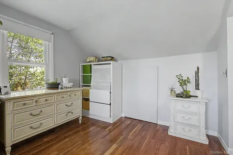15 Beverly Road Yonkers NY 10710
