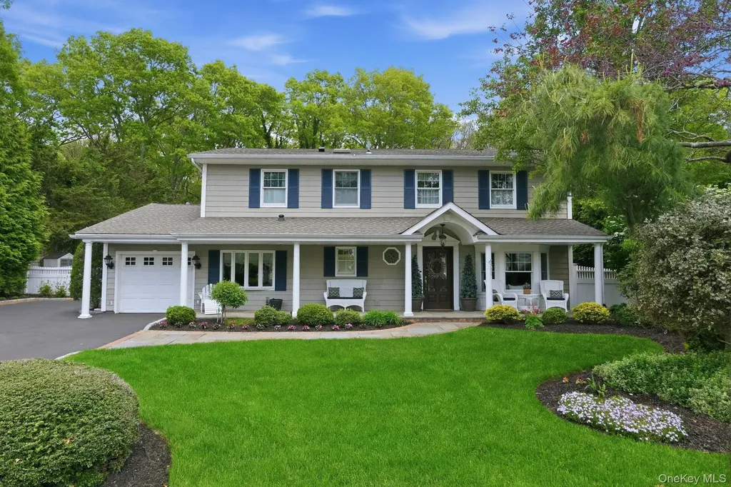 17 Milburn Road South Setauket NY 11720
