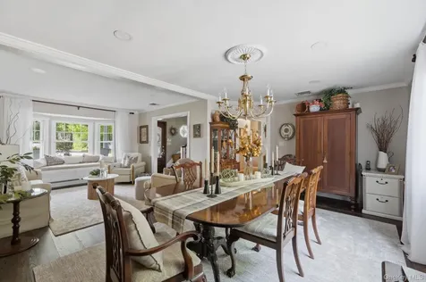 17 Milburn Road South Setauket NY 11720