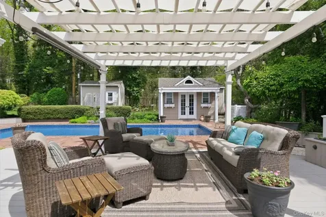 17 Milburn Road South Setauket NY 11720