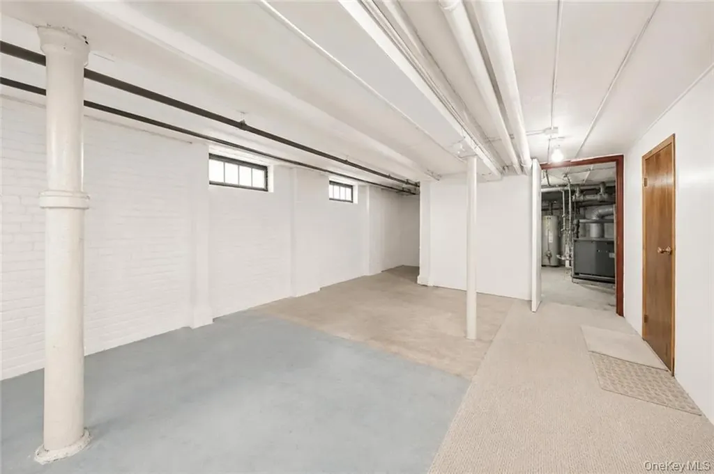827 49th Street Brooklyn NY 11220