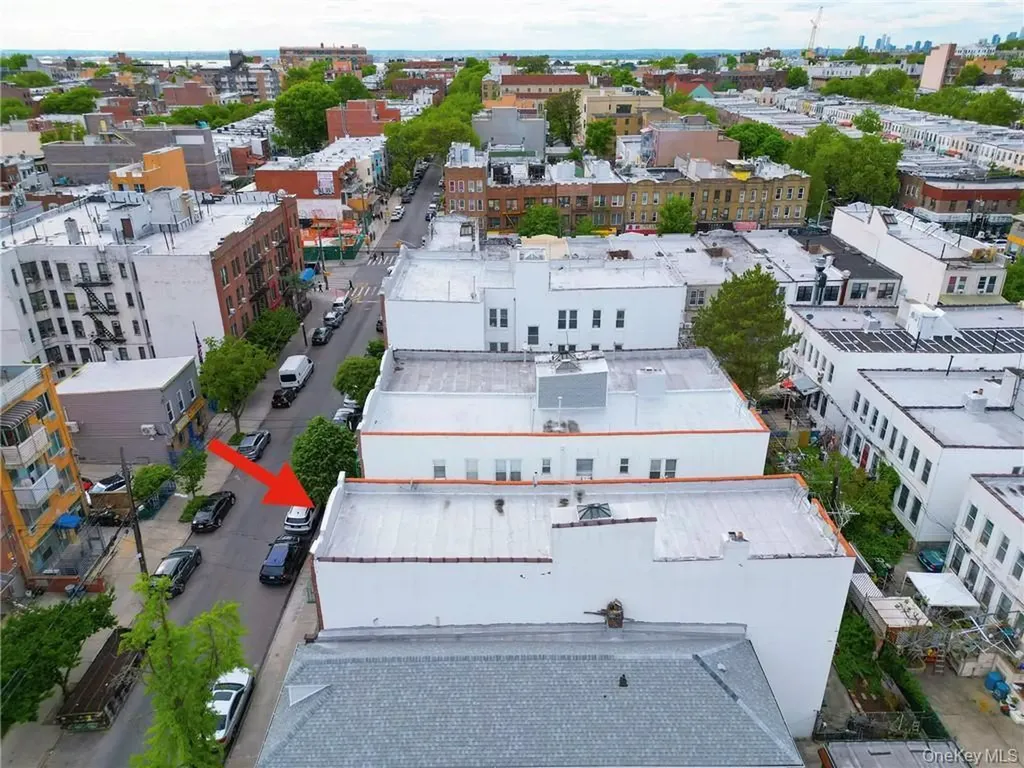 827 49th Street Brooklyn NY 11220