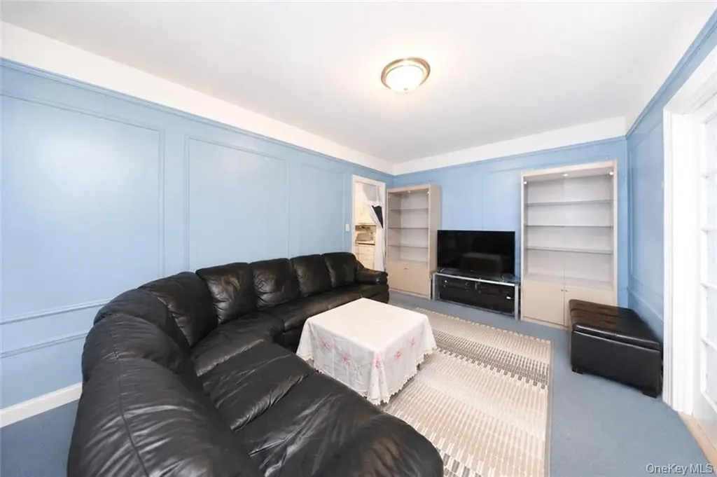 827 49th Street Brooklyn NY 11220