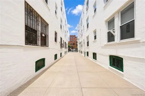 827 49th Street Brooklyn NY 11220