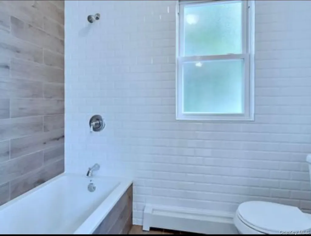 2881 Roberts Avenue Bronx NY 10461