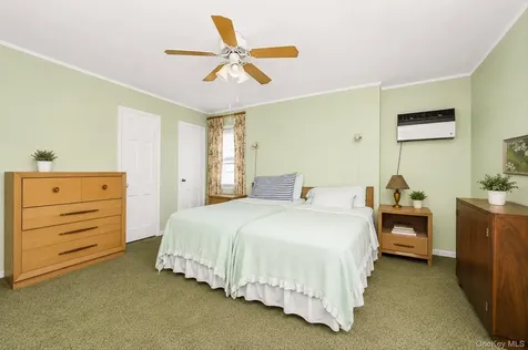 147-29 68th Road Kew Garden Hills NY 11367
