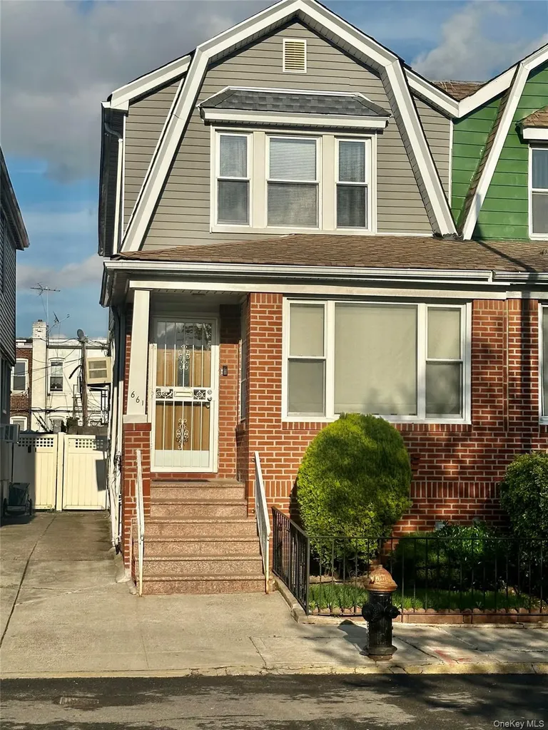 661 E 43rd Street Brooklyn NY 11203