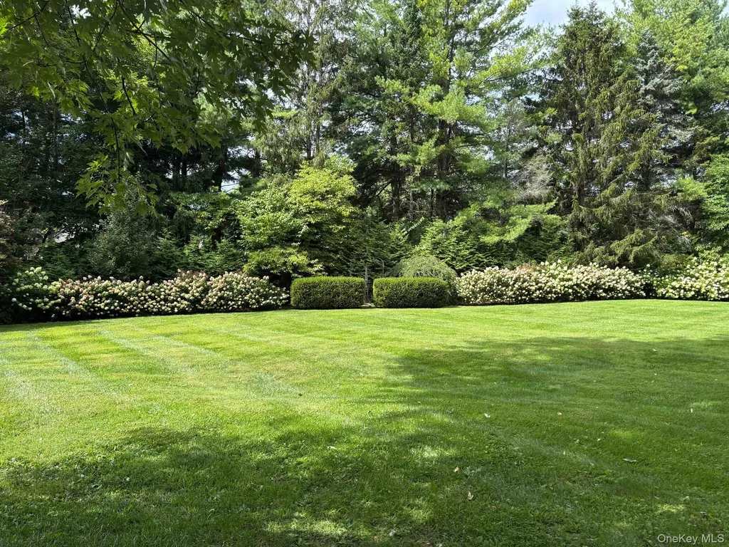 2461 Salt Point Turnpike Clinton Corners NY 12514