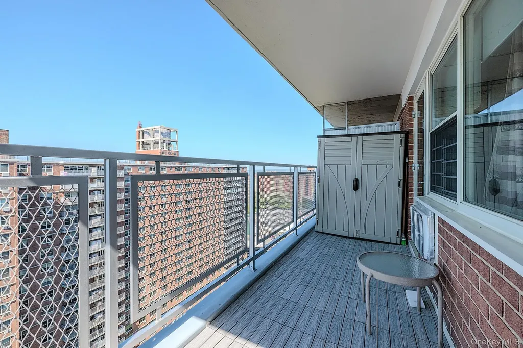 2930 W 5th Street Brooklyn NY 11224