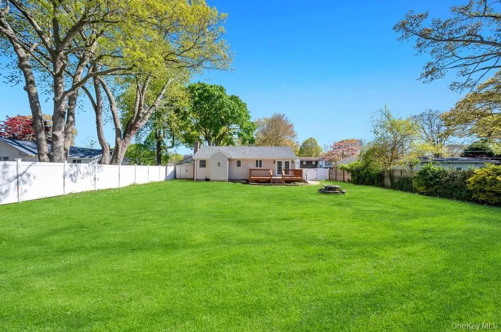 59 Applegate Drive Mastic NY 11950