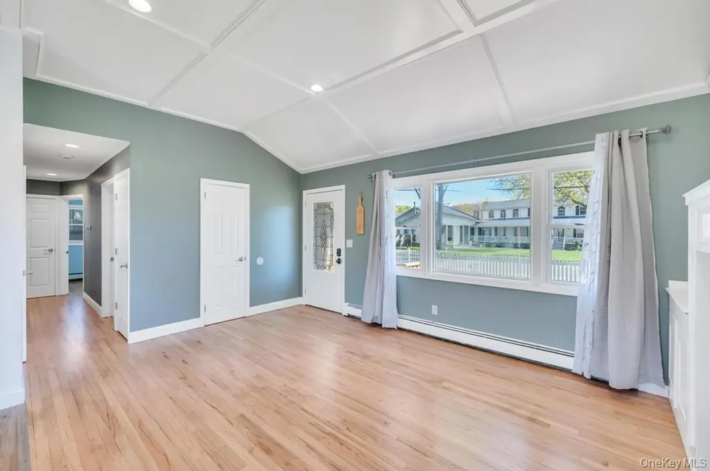 59 Applegate Drive Mastic NY 11950