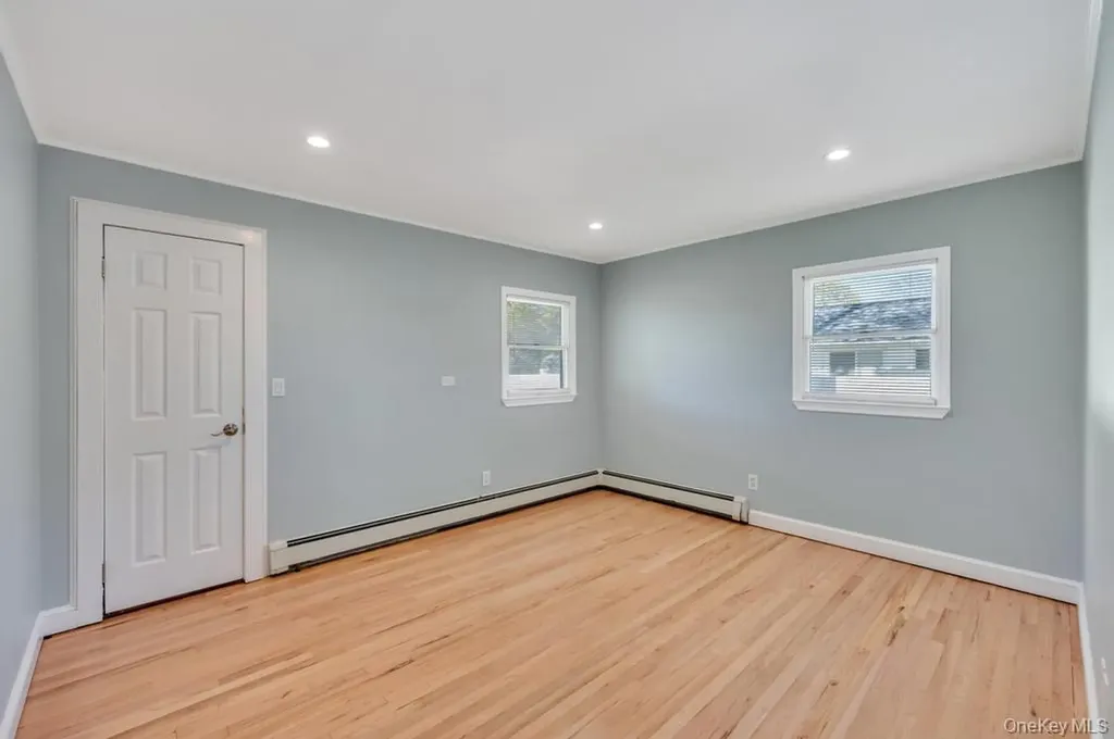 59 Applegate Drive Mastic NY 11950
