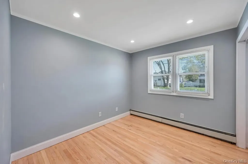 59 Applegate Drive Mastic NY 11950