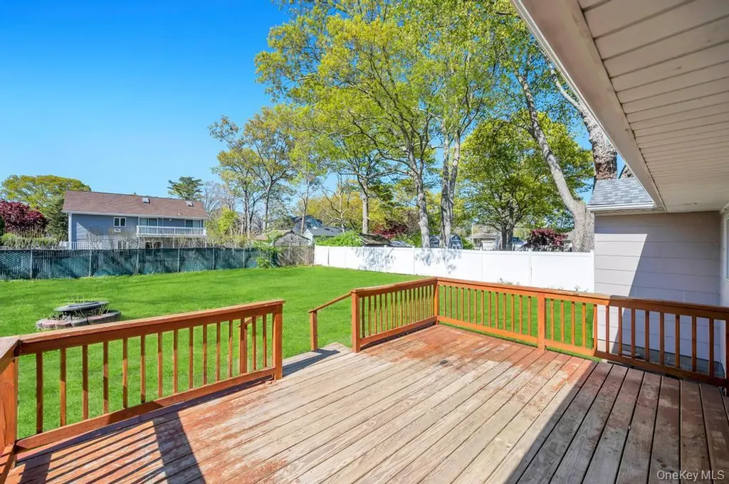 59 Applegate Drive Mastic NY 11950
