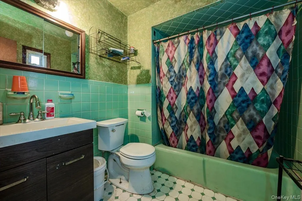 535 Edison Avenue Bronx NY 10465