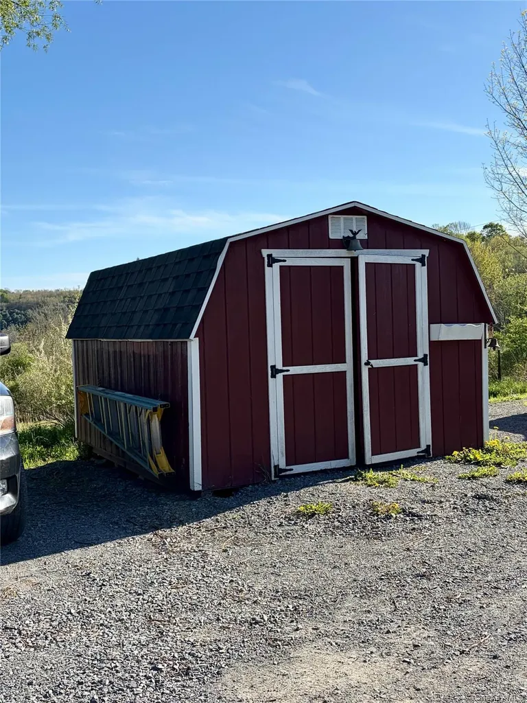 519 County Route 164 Callicoon NY 12723