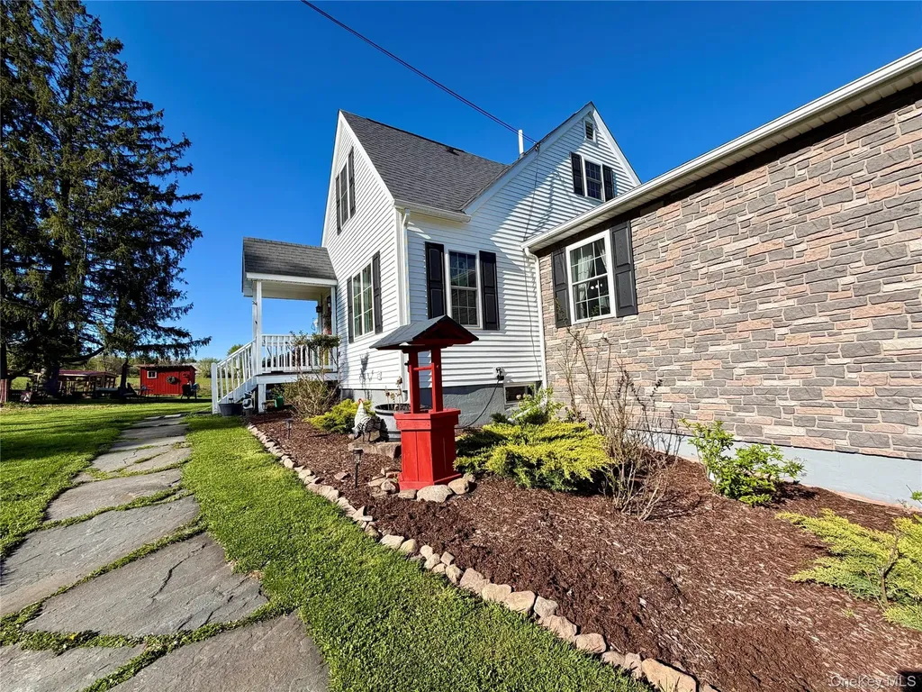519 County Route 164 Callicoon NY 12723