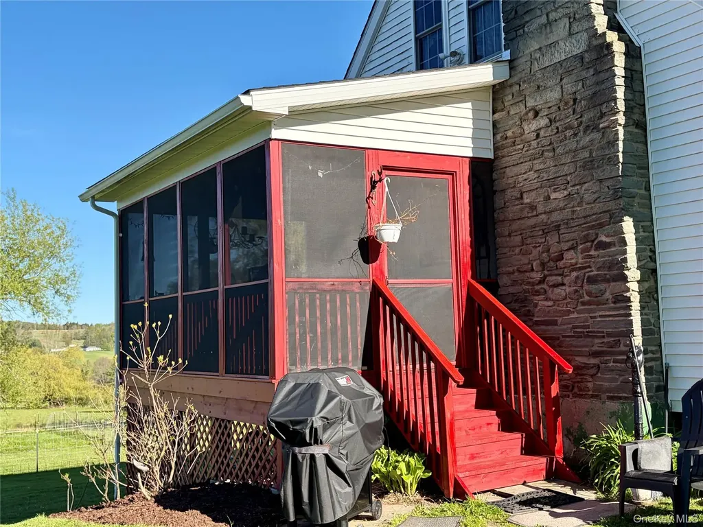 519 County Route 164 Callicoon NY 12723