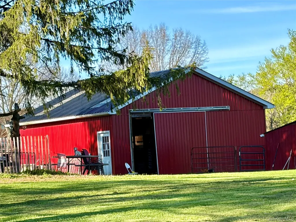 519 County Route 164 Callicoon NY 12723