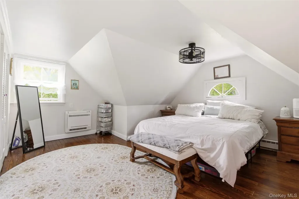 32 Timberline Drive Huntington NY 11743
