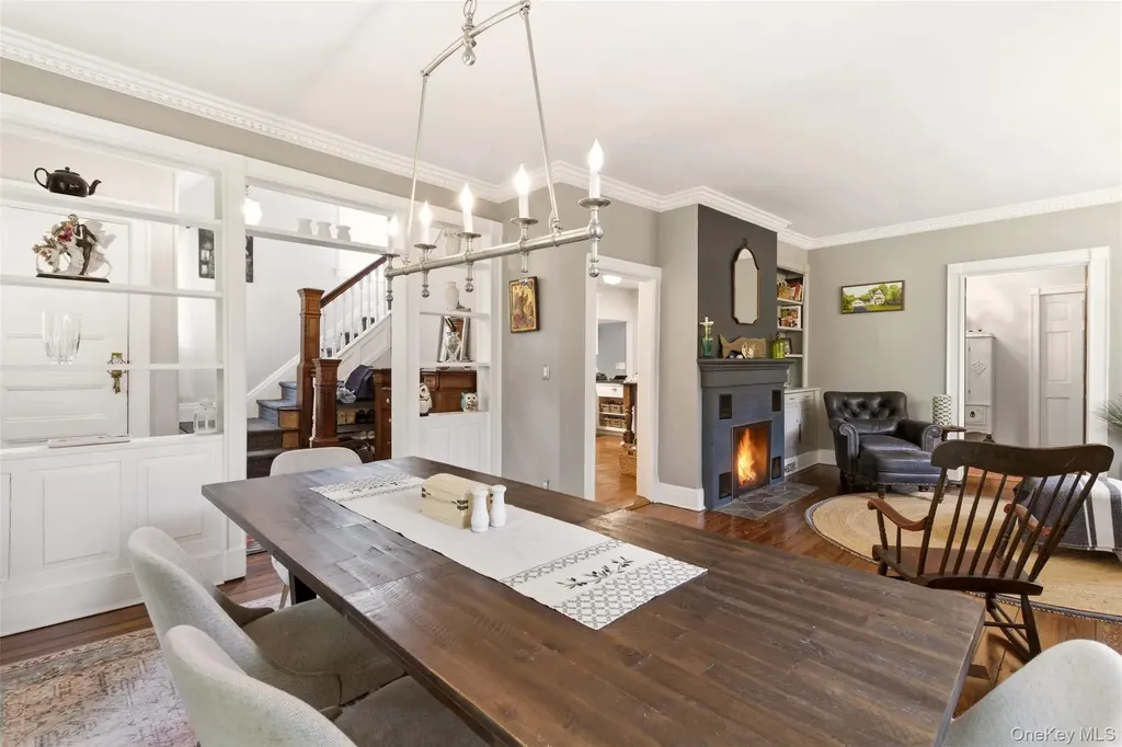 32 Timberline Drive Huntington NY 11743