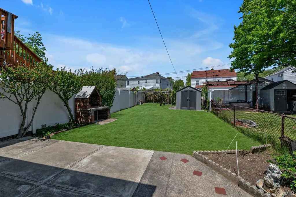 13835 64th Avenue Flushing NY 11367
