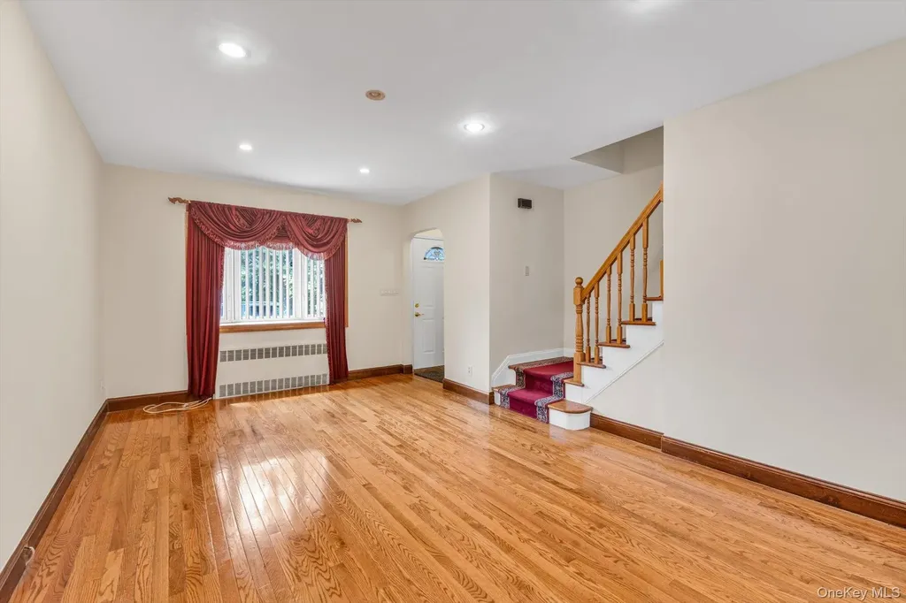 13835 64th Avenue Flushing NY 11367