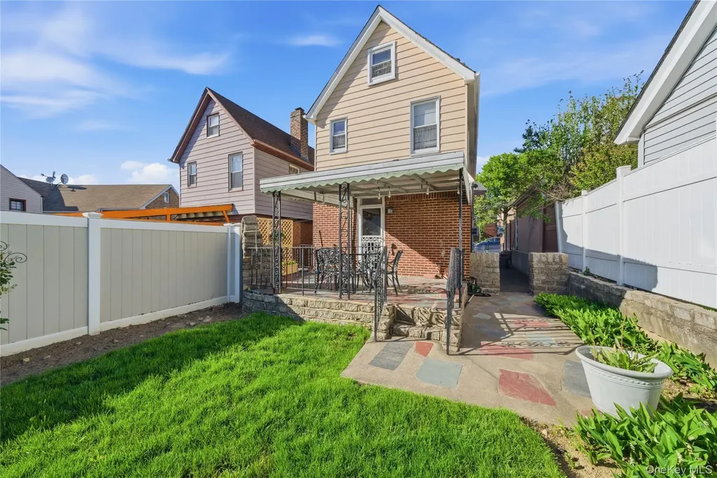 63-44 53rd Drive Maspeth NY 11378