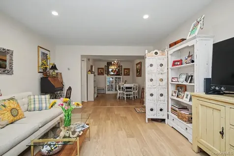 23 Dorset Court Yorktown Heights NY 10598