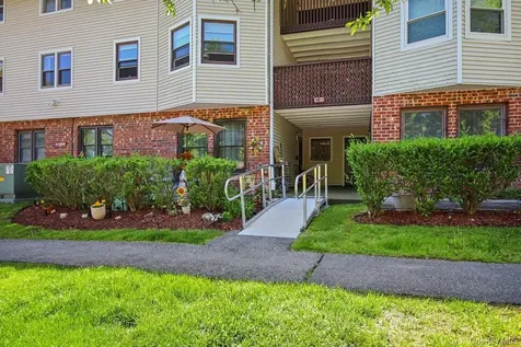 23 Dorset Court Yorktown Heights NY 10598