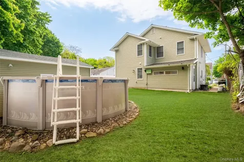 10 Kwiecinski Street West Haverstraw NY 10993