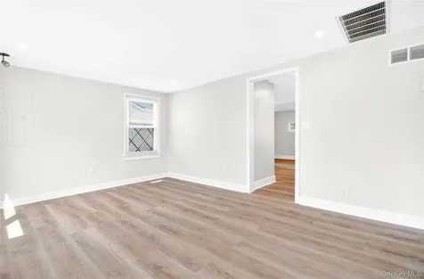 10 Kwiecinski Street West Haverstraw NY 10993