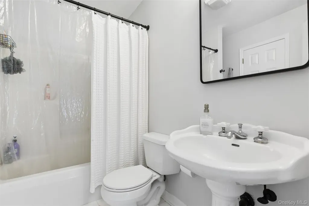 2 Red Creek Circle Hampton Bays NY 11946