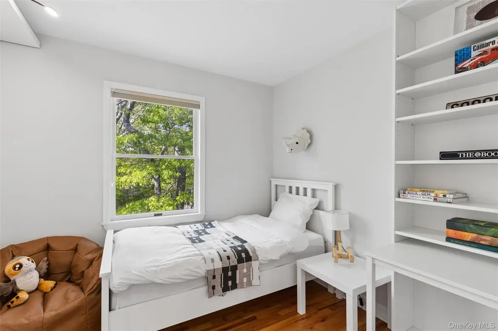 2 Red Creek Circle Hampton Bays NY 11946