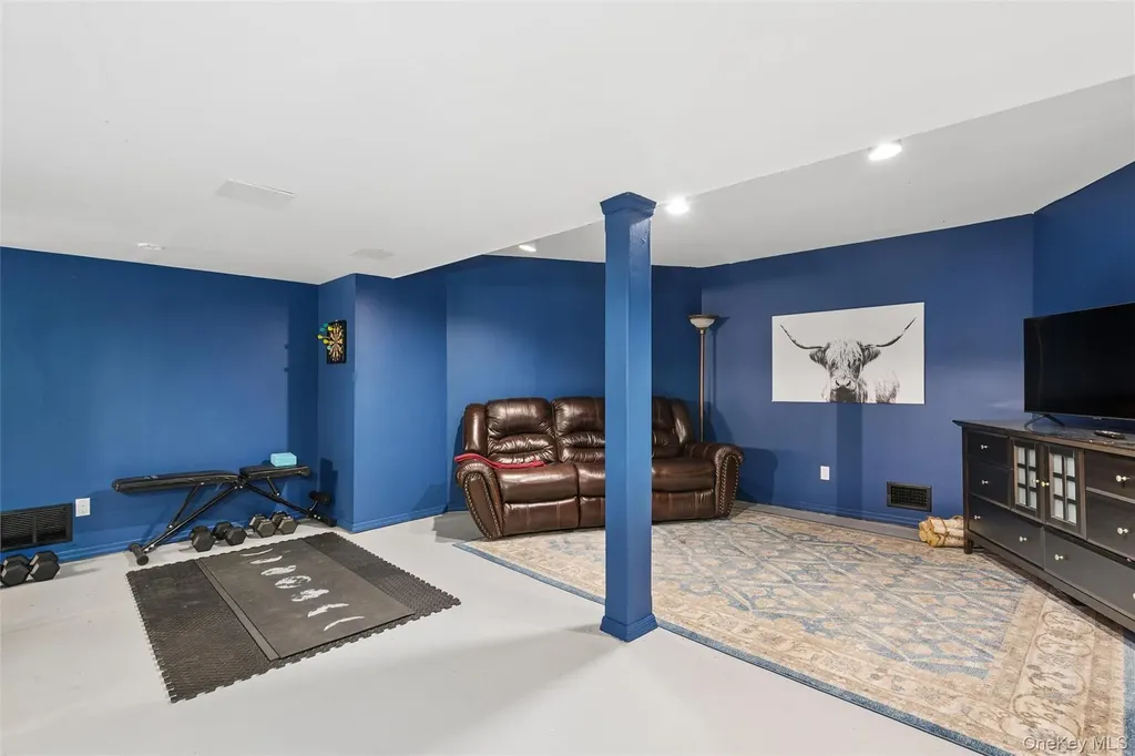 2 Red Creek Circle Hampton Bays NY 11946