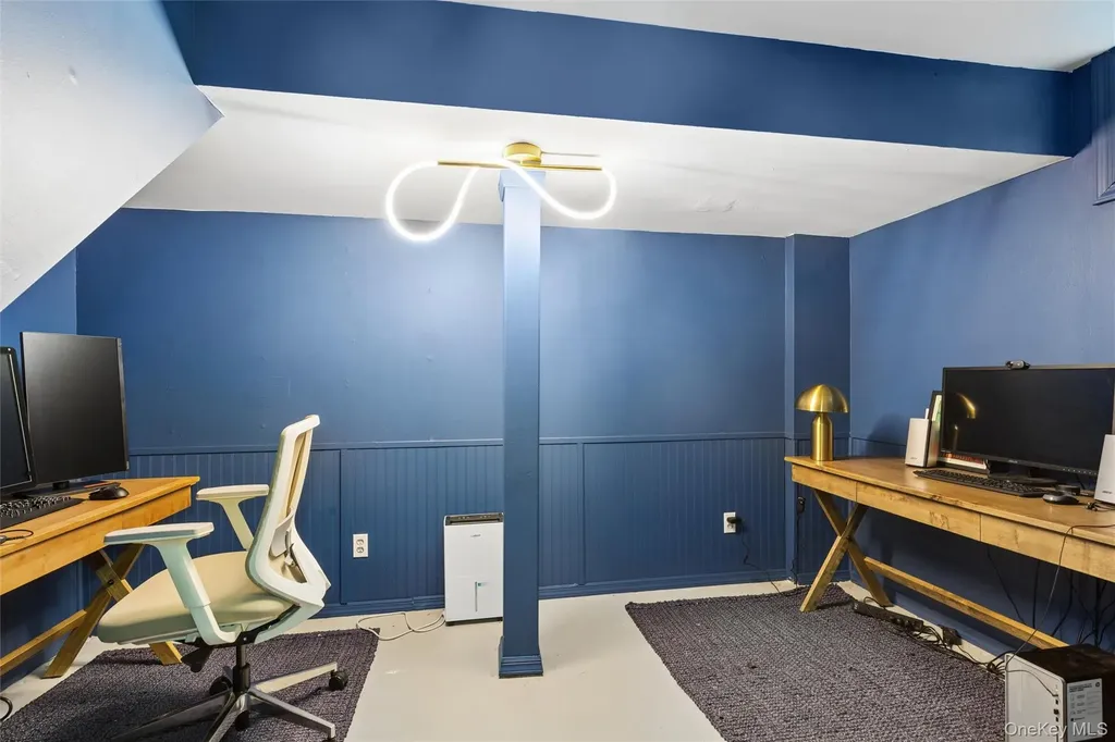 2 Red Creek Circle Hampton Bays NY 11946