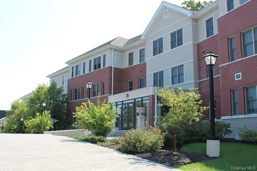 77 Quaker Avenue Cornwall NY 12518