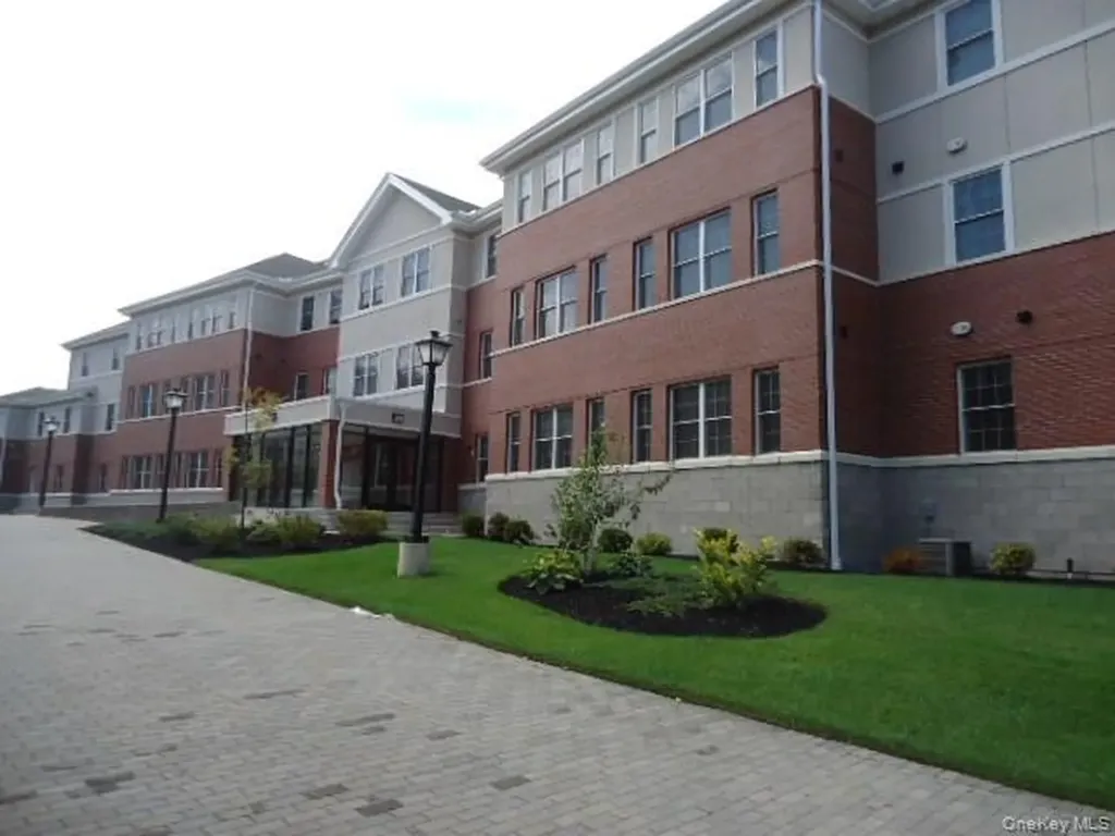 77 Quaker Avenue Cornwall NY 12518
