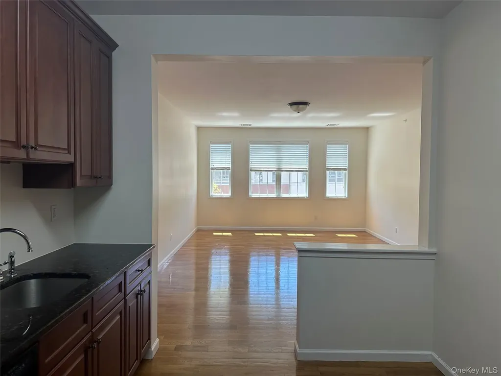 77 Quaker Avenue Cornwall NY 12518
