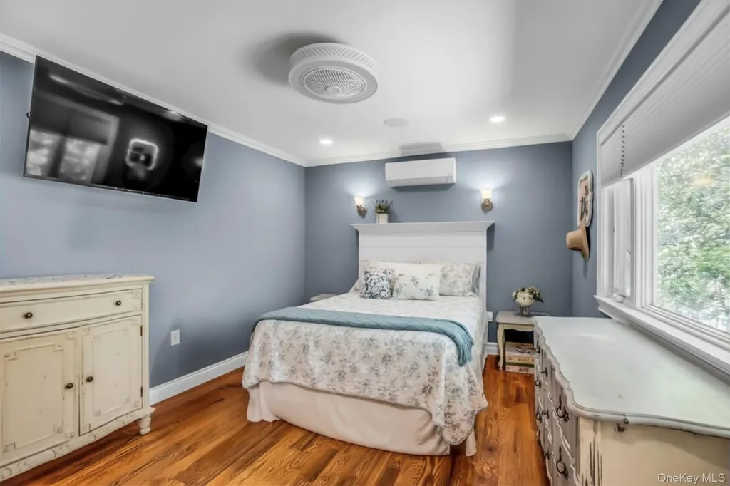 62 Craig Road Islip Terrace NY 11752