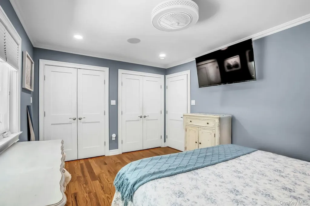 62 Craig Road Islip Terrace NY 11752