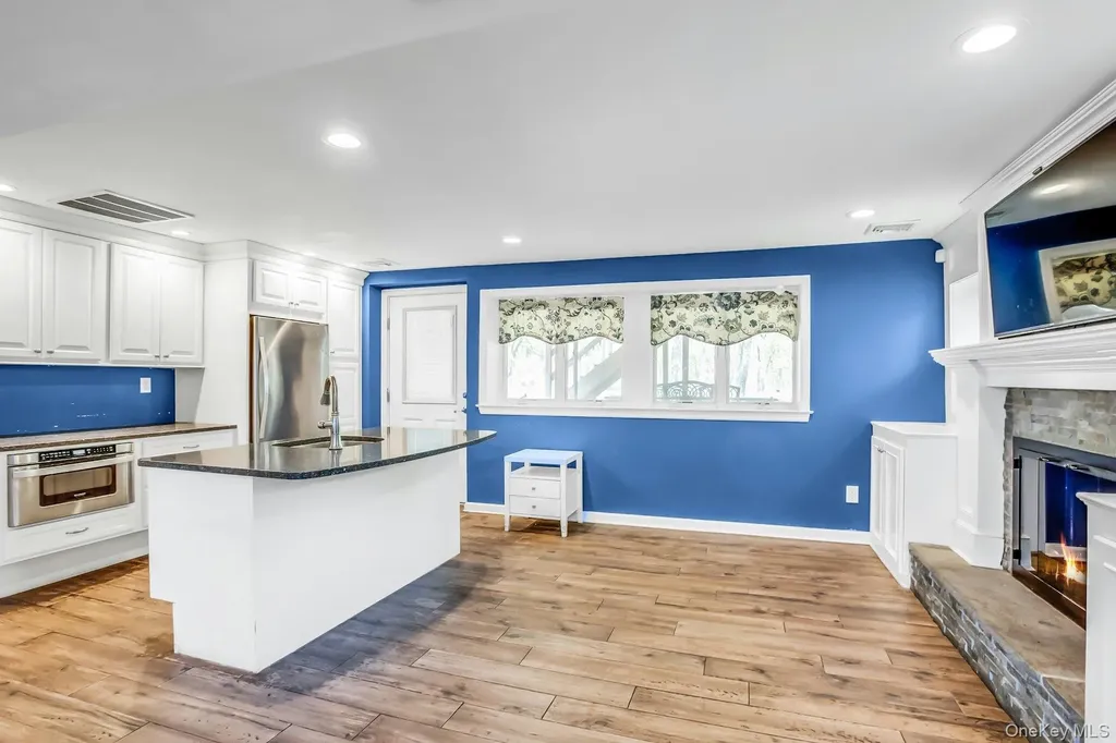 62 Craig Road Islip Terrace NY 11752