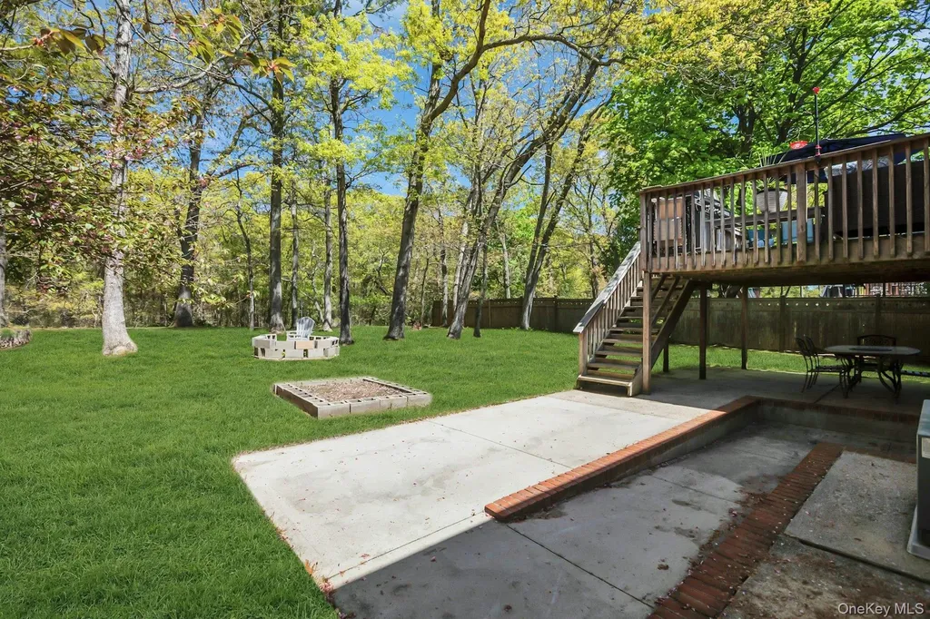 62 Craig Road Islip Terrace NY 11752
