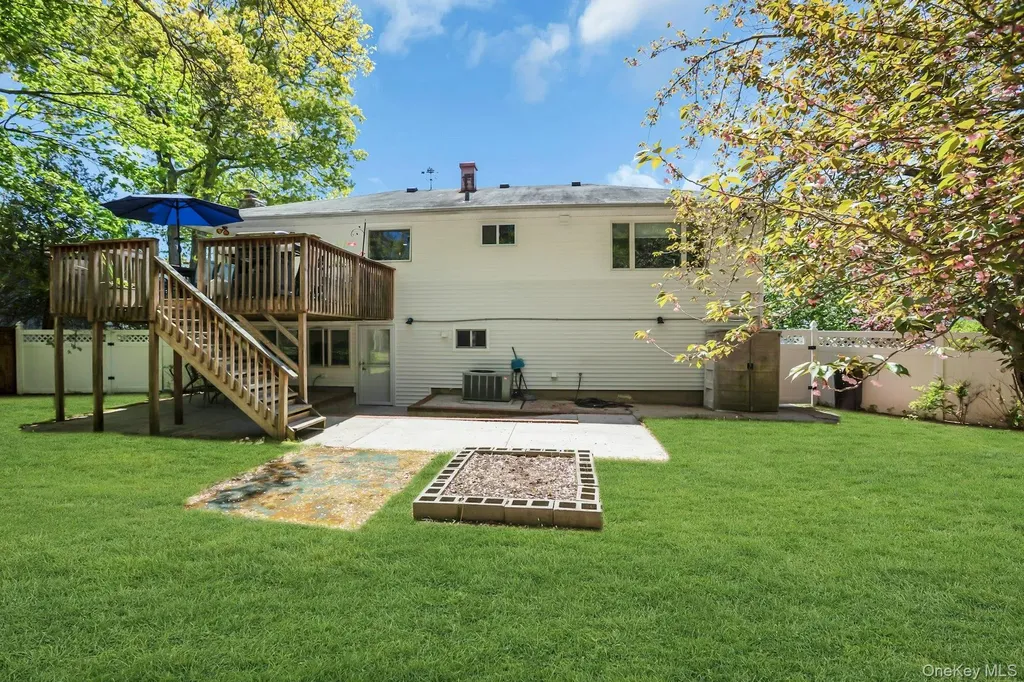 62 Craig Road Islip Terrace NY 11752