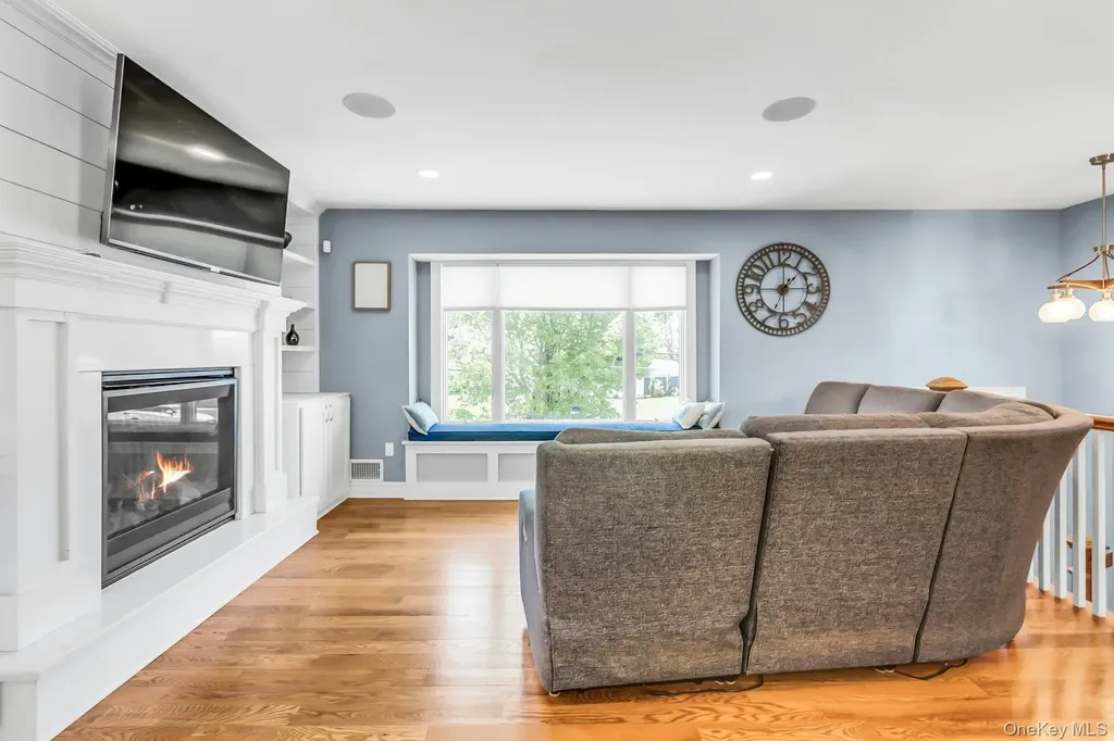 62 Craig Road Islip Terrace NY 11752