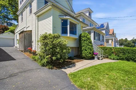 21 Clover Street Yonkers NY 10703