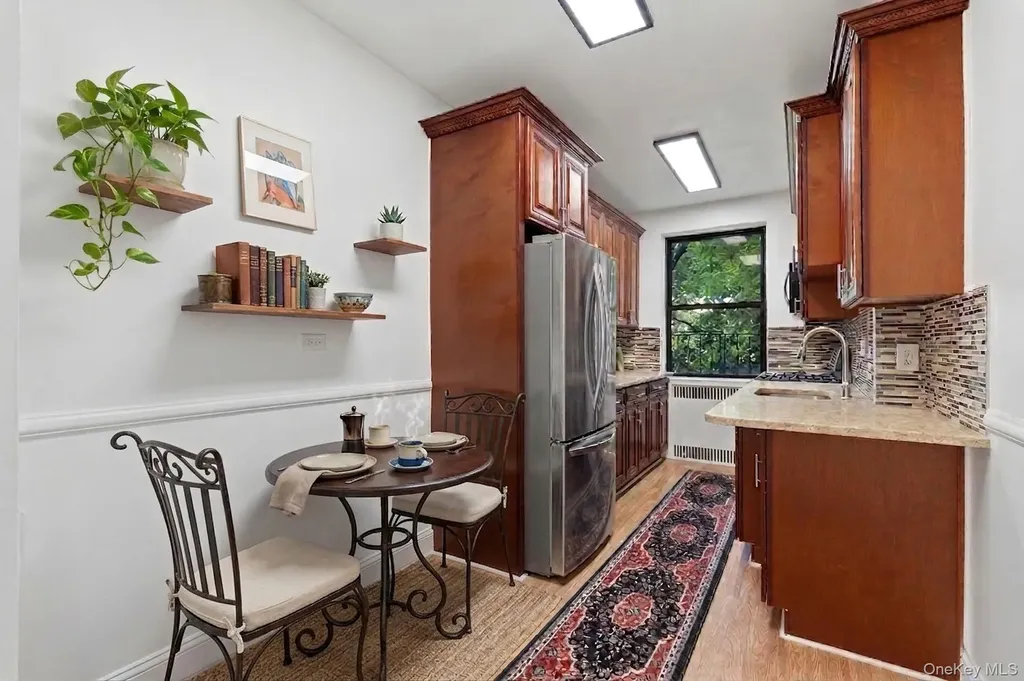 3015 Riverdale Avenue Bronx NY 10463