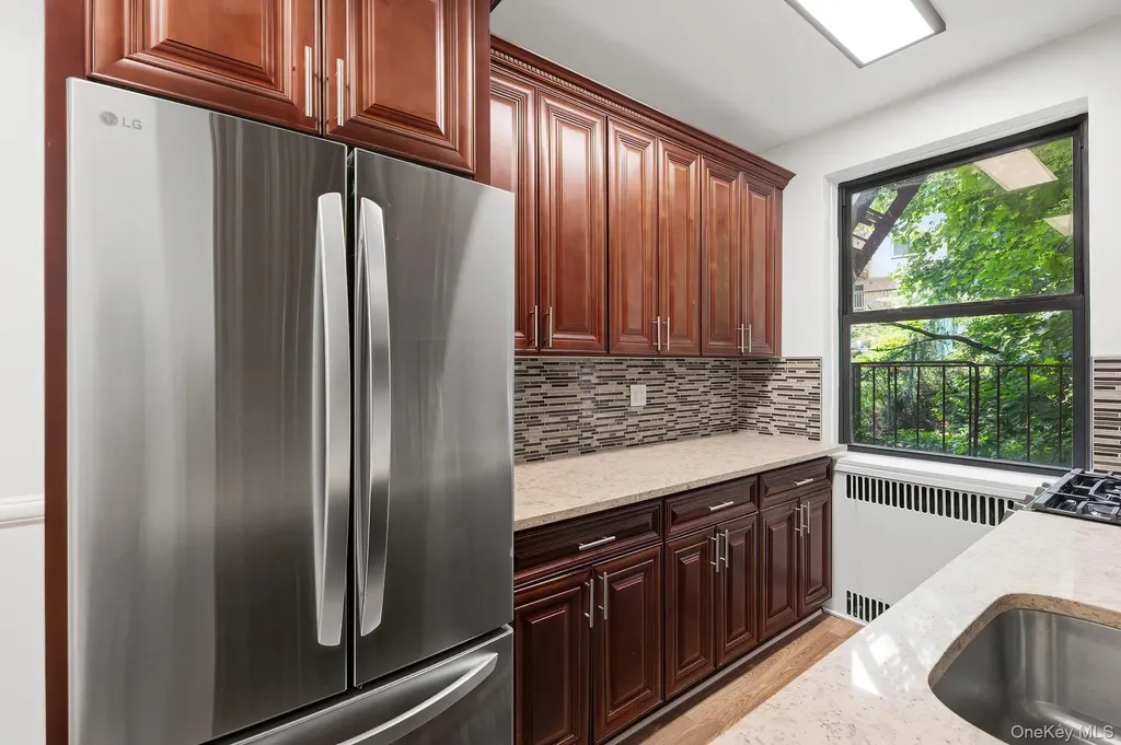 3015 Riverdale Avenue Bronx NY 10463
