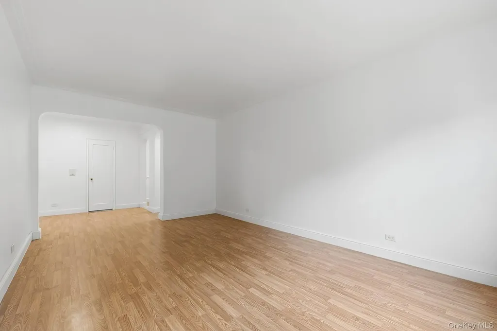 3015 Riverdale Avenue Bronx NY 10463
